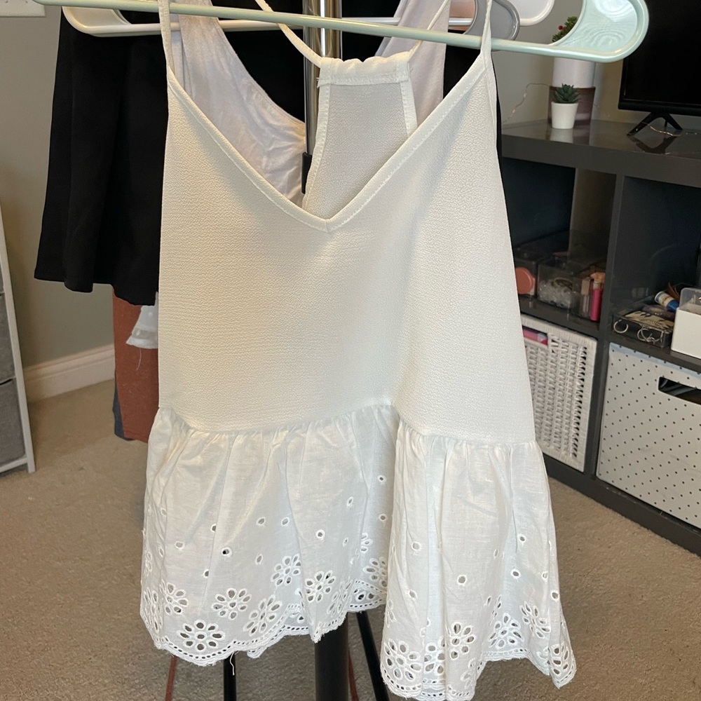 Sheik White Floral Cutout Tank